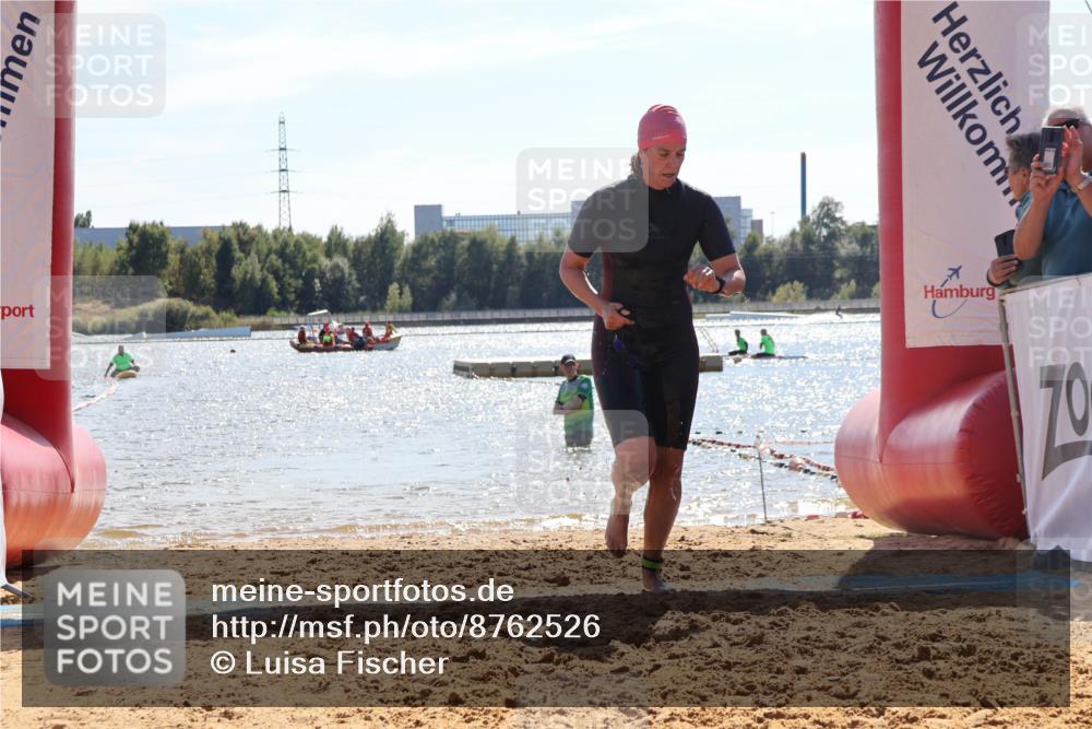 07.09.2025 - 19. Norderstedt Triathlon Luisa Fischer http://msf.ph/oto/8762526 07.09.2025 14:28:47 Schwimmen 387 meine-sportfotos.de