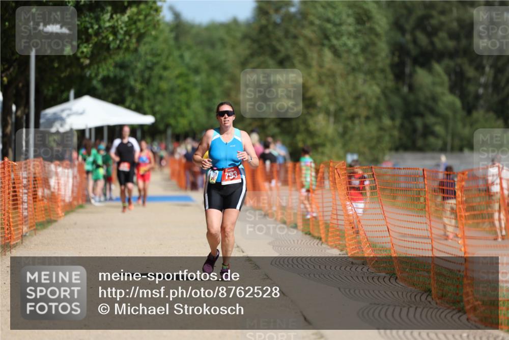 07.09.2025 - 19. Norderstedt Triathlon Michael Strokosch http://msf.ph/oto/8762528 07.09.2025 12:09:00 Laufen 793, 1244 meine-sportfotos.de