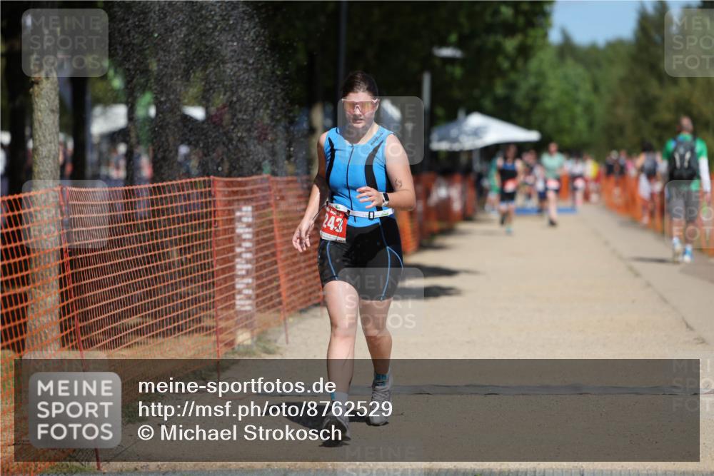 07.09.2025 - 19. Norderstedt Triathlon Michael Strokosch http://msf.ph/oto/8762529 07.09.2025 12:56:41 Laufen 754, 1243 meine-sportfotos.de