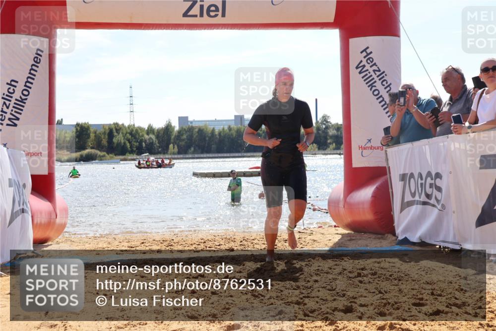 07.09.2025 - 19. Norderstedt Triathlon Luisa Fischer http://msf.ph/oto/8762531 07.09.2025 14:28:47 Schwimmen 387 meine-sportfotos.de