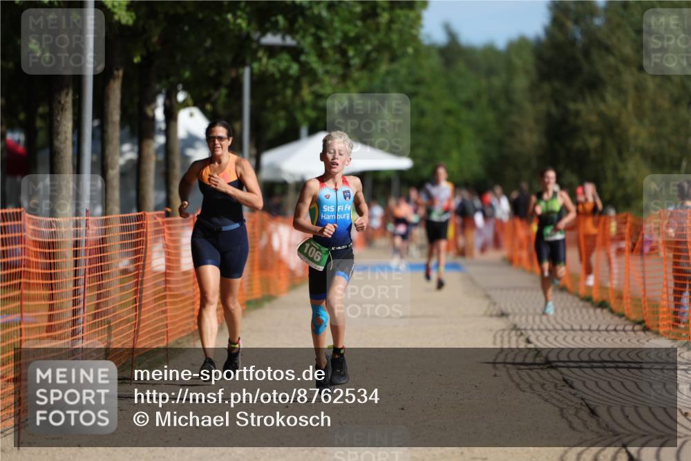 07.09.2025 - 19. Norderstedt Triathlon Michael Strokosch http://msf.ph/oto/8762534 07.09.2025 10:46:53 Laufen 106, 646, 1144 meine-sportfotos.de