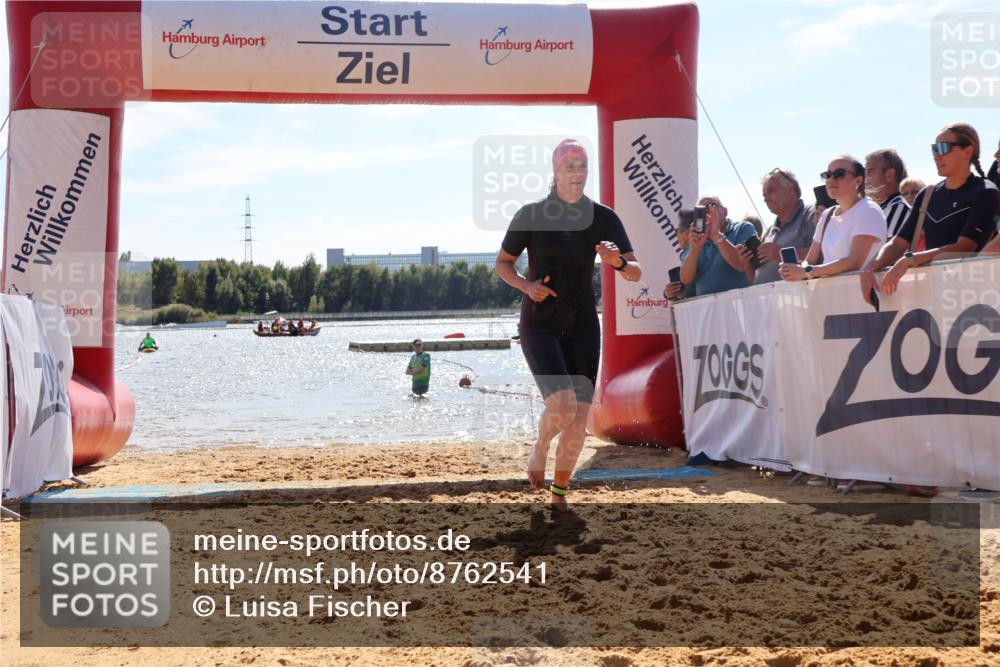07.09.2025 - 19. Norderstedt Triathlon Luisa Fischer http://msf.ph/oto/8762541 07.09.2025 14:28:47 Schwimmen 387 meine-sportfotos.de