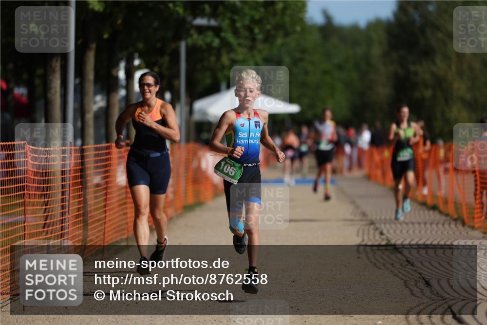 07.09.2025 - 19. Norderstedt Triathlon Michael Strokosch http://msf.ph/oto/8762558 07.09.2025 10:46:53 Laufen 106, 646, 1144 meine-sportfotos.de