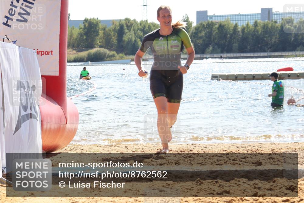 07.09.2025 - 19. Norderstedt Triathlon Luisa Fischer http://msf.ph/oto/8762562 07.09.2025 14:31:43 Schwimmen 1482 meine-sportfotos.de