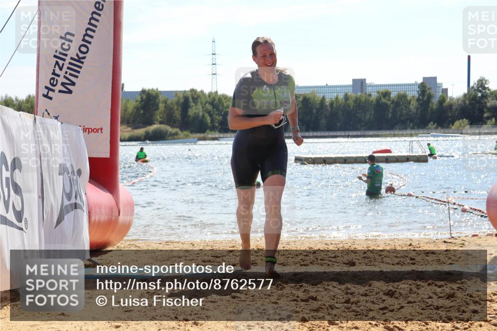 07.09.2025 - 19. Norderstedt Triathlon Luisa Fischer http://msf.ph/oto/8762577 07.09.2025 14:31:44 Schwimmen 1482 meine-sportfotos.de