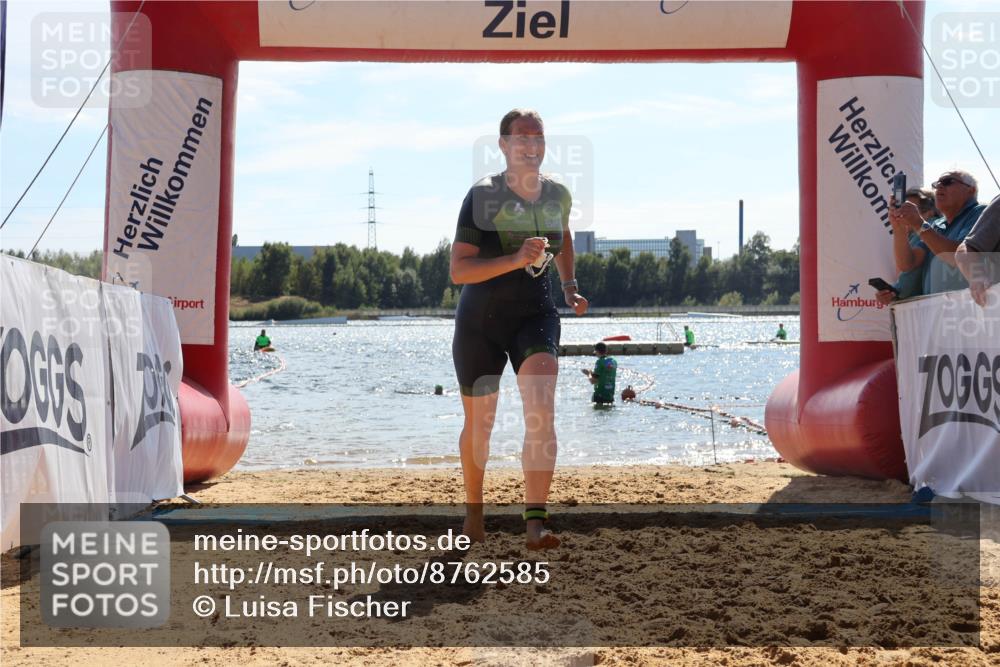 07.09.2025 - 19. Norderstedt Triathlon Luisa Fischer http://msf.ph/oto/8762585 07.09.2025 14:31:45 Schwimmen 1482 meine-sportfotos.de