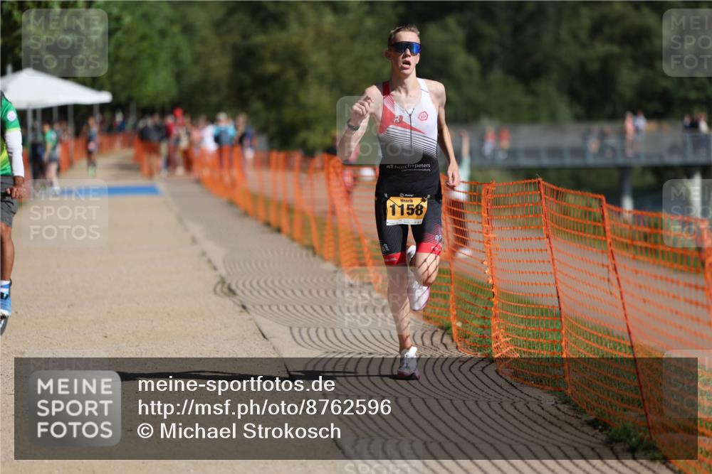 07.09.2025 - 19. Norderstedt Triathlon Michael Strokosch http://msf.ph/oto/8762596 07.09.2025 11:28:13 Laufen 1158 meine-sportfotos.de
