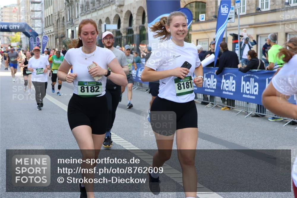 07.09.2025 - BARMER Alsterlauf Strokosch-Dieckow http://msf.ph/oto/8762609 07.09.2025 10:12:22 Ziel 2041, 2432, 2462, 2649, 3182, 3448, 3486, 3880, 3973, 4100, 4136, 4175, 4280, 4397, 4792, 4852, 5732, 5865, 5897, 5919, 8046, 8058, 8060, 8061, 8125, 8357 meine-sportfotos.de