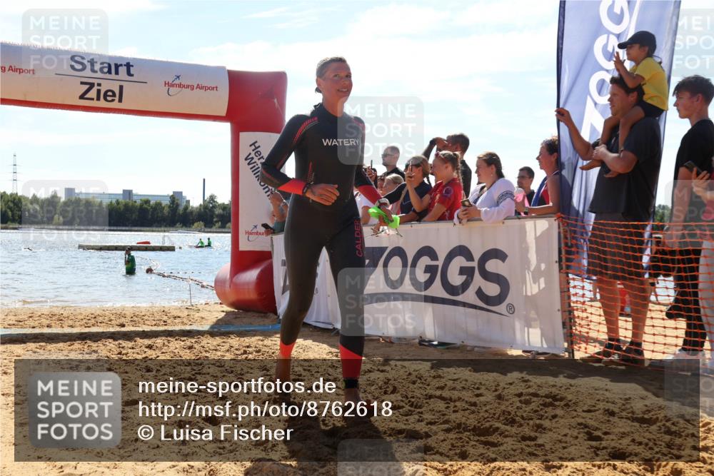 07.09.2025 - 19. Norderstedt Triathlon Luisa Fischer http://msf.ph/oto/8762618 07.09.2025 14:32:10 Schwimmen 897 meine-sportfotos.de