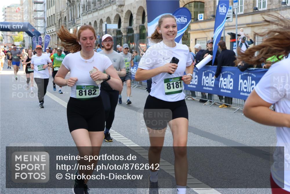 07.09.2025 - BARMER Alsterlauf Strokosch-Dieckow http://msf.ph/oto/8762642 07.09.2025 10:12:22 Ziel 2041, 2432, 2462, 2649, 3182, 3448, 3486, 3880, 3973, 4100, 4136, 4175, 4280, 4397, 4792, 4852, 5732, 5865, 5897, 5919, 8046, 8058, 8060, 8061, 8125, 8357 meine-sportfotos.de