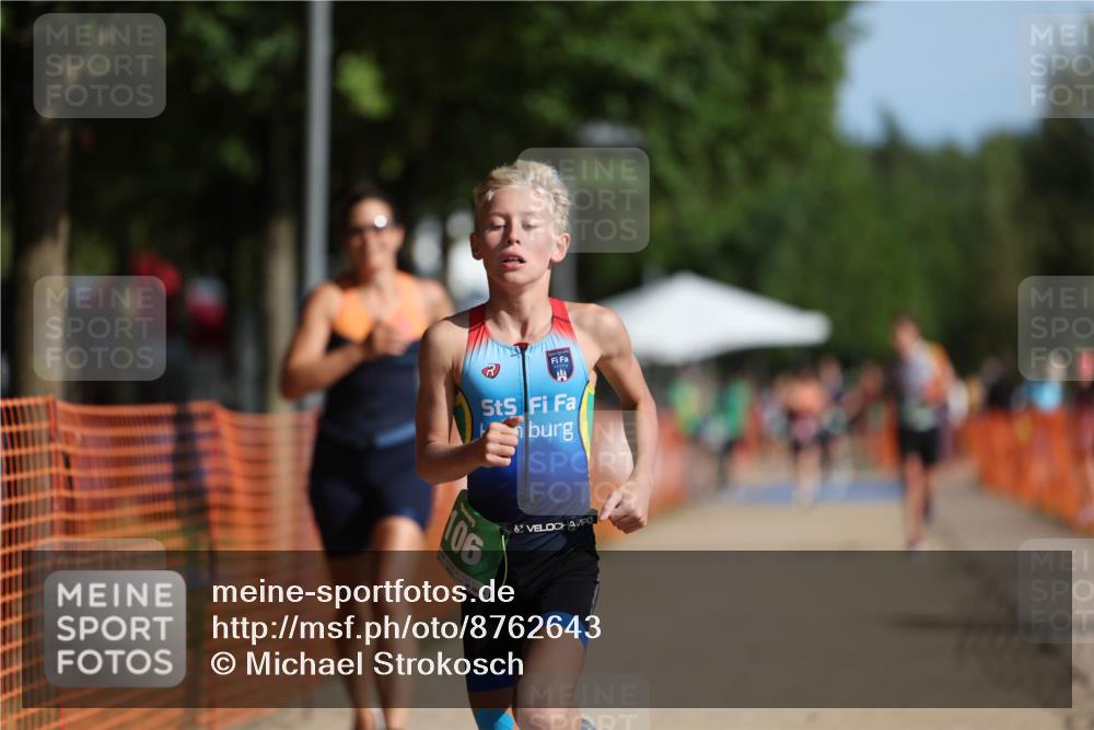 07.09.2025 - 19. Norderstedt Triathlon Michael Strokosch http://msf.ph/oto/8762643 07.09.2025 10:46:55 Laufen 105, 106, 646, 1144 meine-sportfotos.de