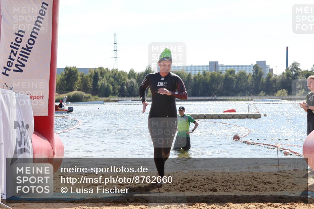 07.09.2025 - 19. Norderstedt Triathlon Luisa Fischer http://msf.ph/oto/8762660 07.09.2025 14:33:15 Schwimmen 466 meine-sportfotos.de