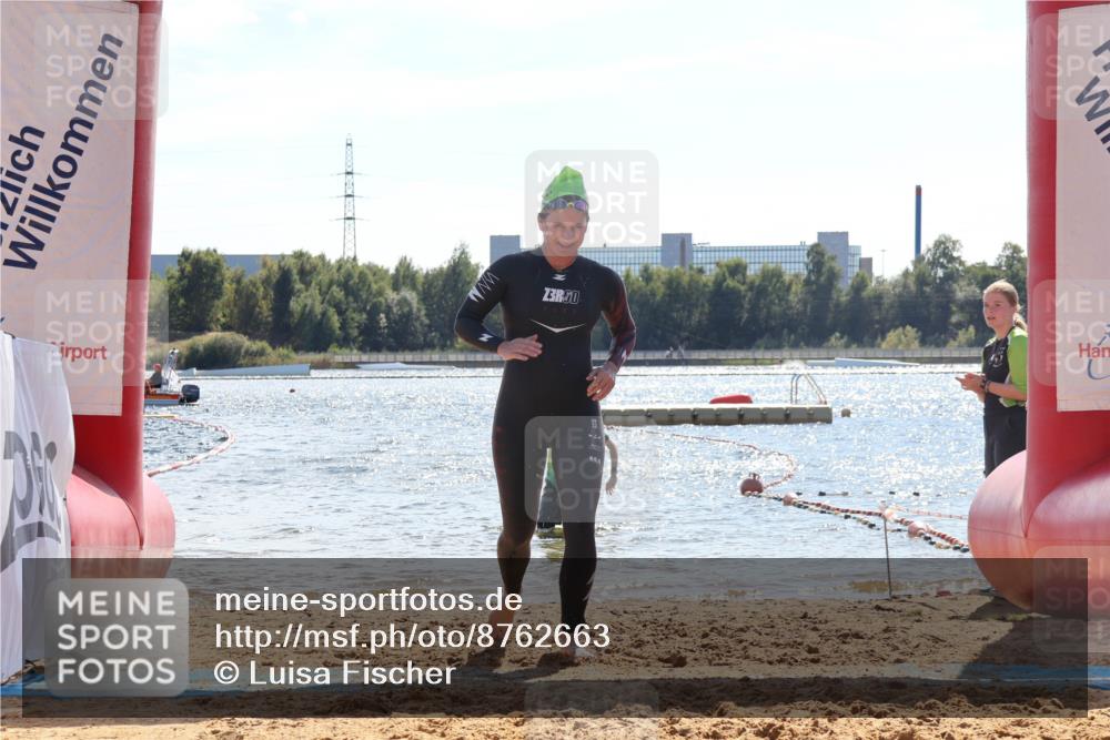 07.09.2025 - 19. Norderstedt Triathlon Luisa Fischer http://msf.ph/oto/8762663 07.09.2025 14:33:15 Schwimmen 466 meine-sportfotos.de