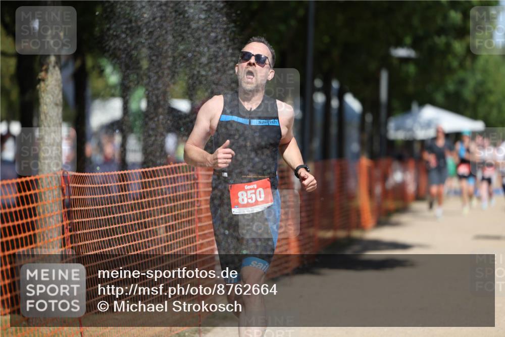 07.09.2025 - 19. Norderstedt Triathlon Michael Strokosch http://msf.ph/oto/8762664 07.09.2025 12:56:52 Laufen 156, 169, 850 meine-sportfotos.de
