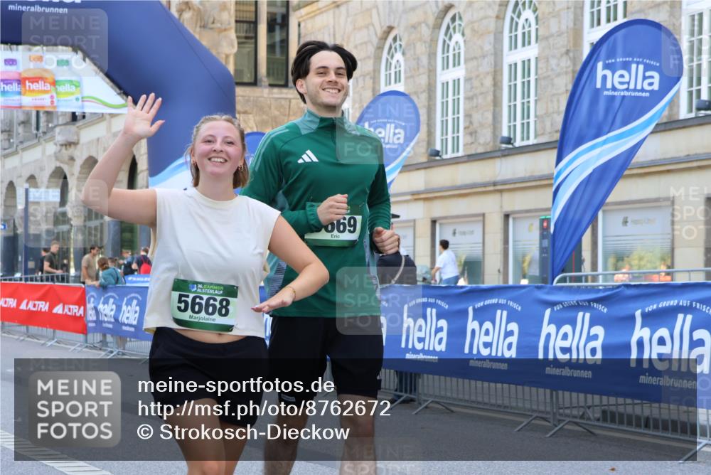 07.09.2025 - BARMER Alsterlauf Strokosch-Dieckow http://msf.ph/oto/8762672 07.09.2025 10:28:25 Ziel 2485, 3542, 3553, 4688, 4689, 4804, 5985 meine-sportfotos.de