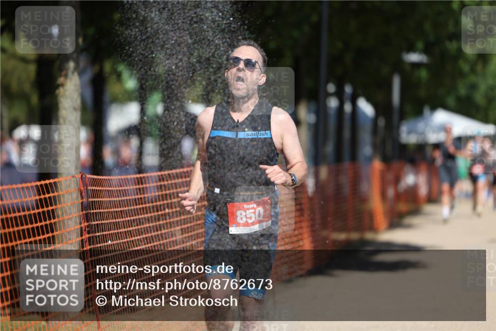 07.09.2025 - 19. Norderstedt Triathlon Michael Strokosch http://msf.ph/oto/8762673 07.09.2025 12:56:52 Laufen 156, 169, 850 meine-sportfotos.de