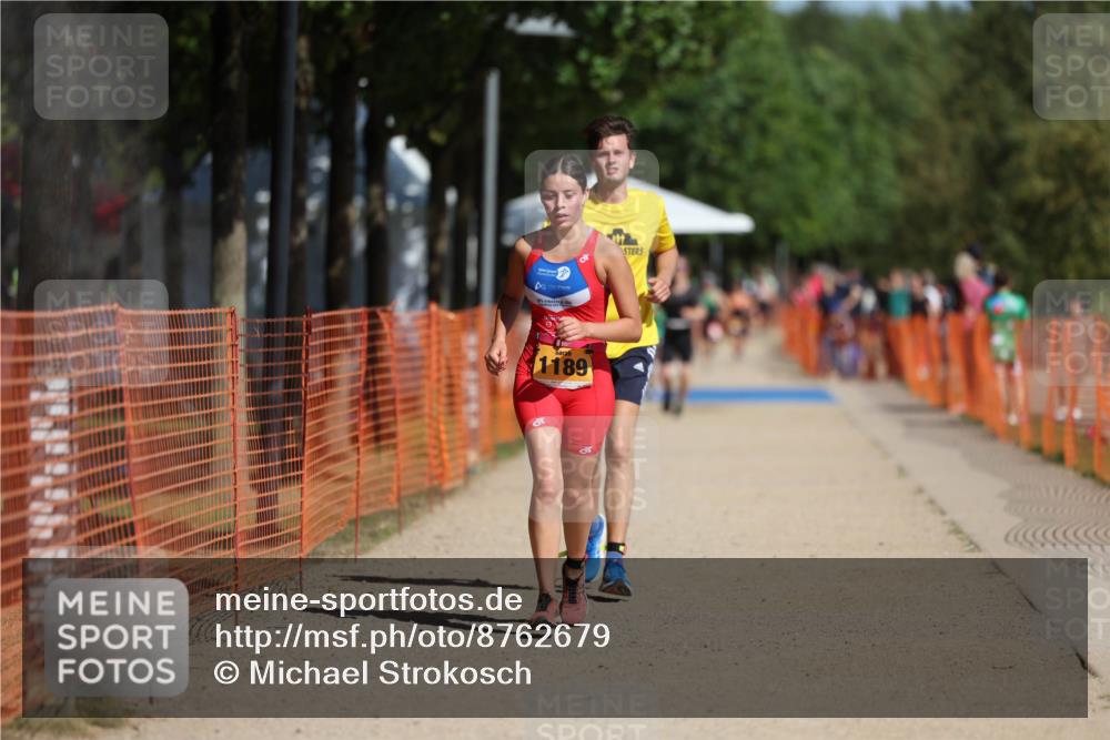 07.09.2025 - 19. Norderstedt Triathlon Michael Strokosch http://msf.ph/oto/8762679 07.09.2025 12:09:16 Laufen 228, 849, 1189 meine-sportfotos.de