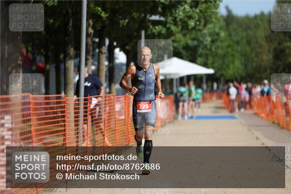 07.09.2025 - 19. Norderstedt Triathlon Michael Strokosch http://msf.ph/oto/8762686 07.09.2025 11:28:34 Laufen 225 meine-sportfotos.de
