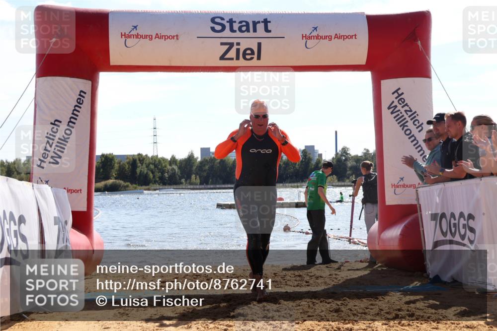 07.09.2025 - 19. Norderstedt Triathlon Luisa Fischer http://msf.ph/oto/8762741 07.09.2025 14:53:43 Schwimmen 956 meine-sportfotos.de