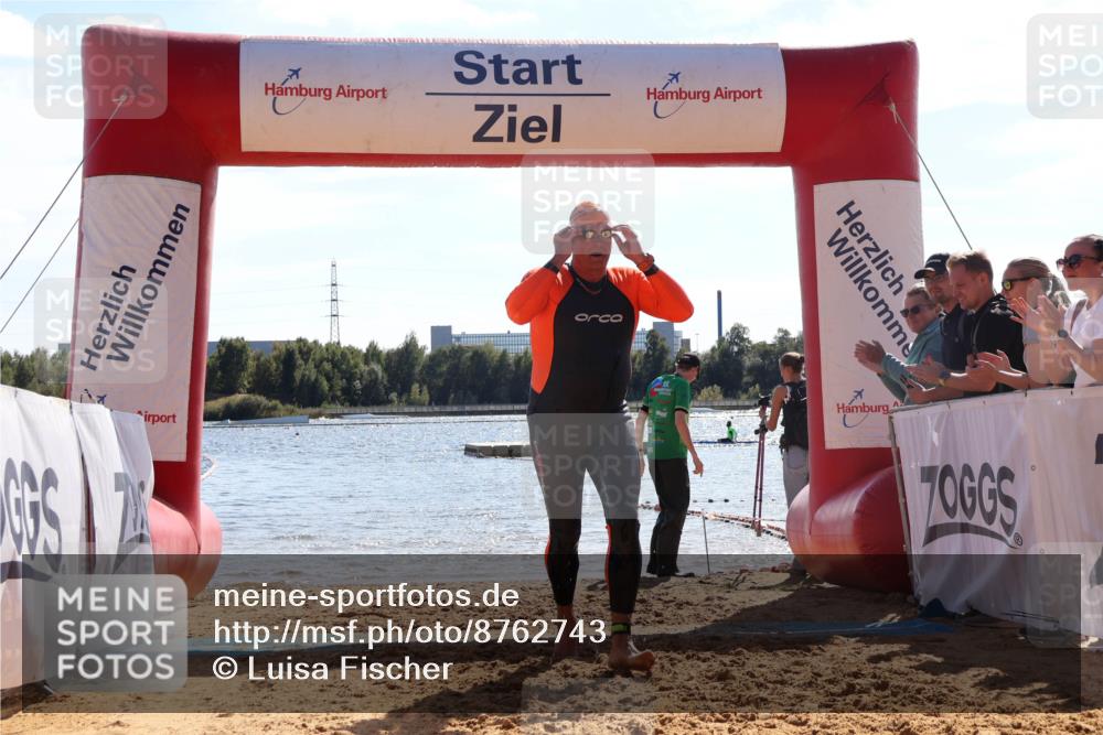 07.09.2025 - 19. Norderstedt Triathlon Luisa Fischer http://msf.ph/oto/8762743 07.09.2025 14:53:43 Schwimmen 956 meine-sportfotos.de