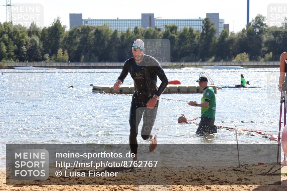 07.09.2025 - 19. Norderstedt Triathlon Luisa Fischer http://msf.ph/oto/8762767 07.09.2025 14:54:40 Schwimmen 1433 meine-sportfotos.de