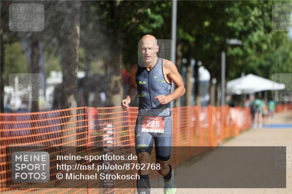 07.09.2025 - 19. Norderstedt Triathlon Michael Strokosch http://msf.ph/oto/8762768 07.09.2025 11:28:37 Laufen 225 meine-sportfotos.de
