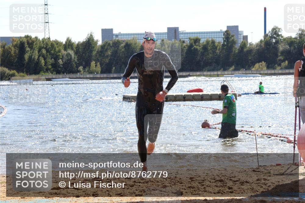 07.09.2025 - 19. Norderstedt Triathlon Luisa Fischer http://msf.ph/oto/8762779 07.09.2025 14:54:41 Schwimmen 1433 meine-sportfotos.de