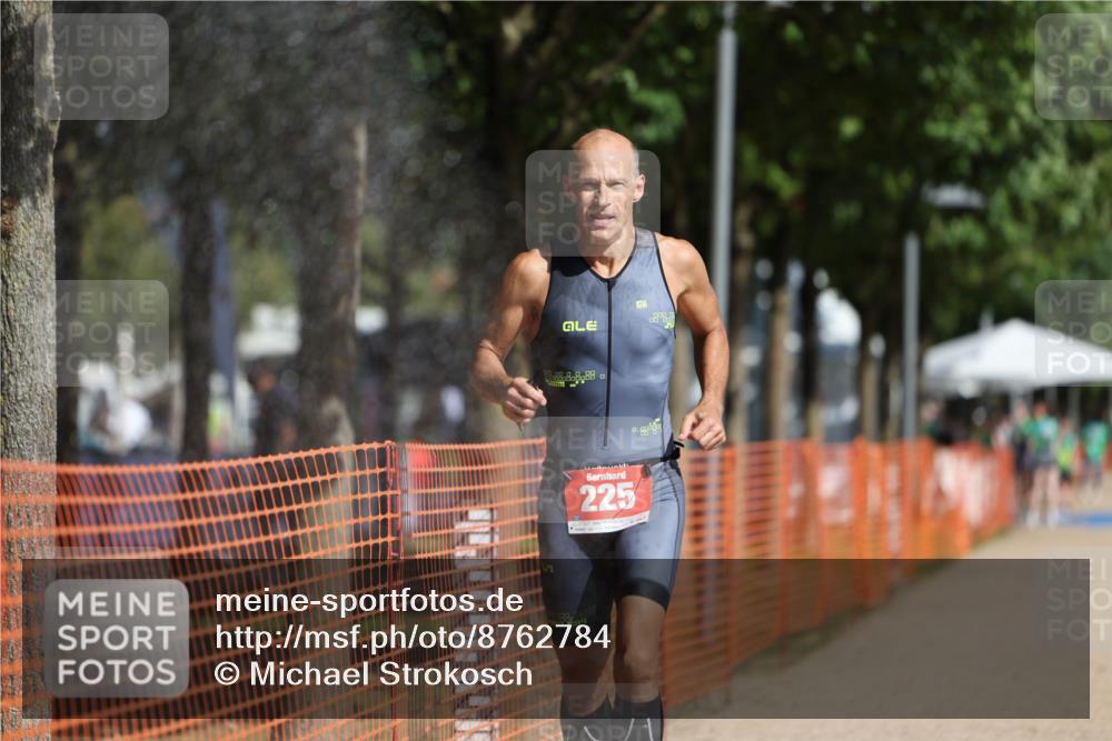 07.09.2025 - 19. Norderstedt Triathlon Michael Strokosch http://msf.ph/oto/8762784 07.09.2025 11:28:37 Laufen 225 meine-sportfotos.de