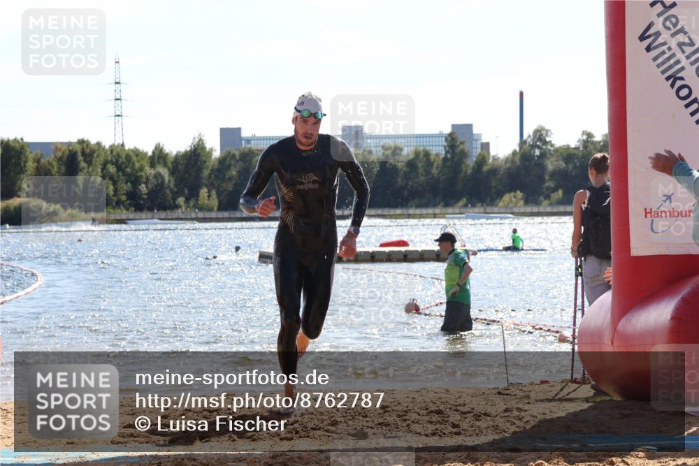07.09.2025 - 19. Norderstedt Triathlon Luisa Fischer http://msf.ph/oto/8762787 07.09.2025 14:54:41 Schwimmen 1433 meine-sportfotos.de