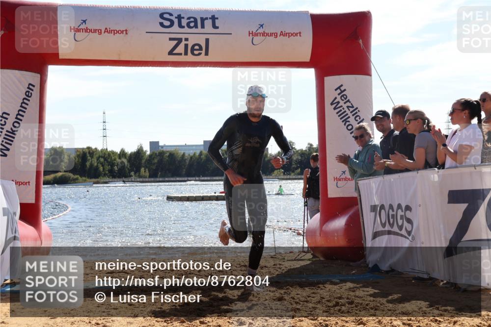 07.09.2025 - 19. Norderstedt Triathlon Luisa Fischer http://msf.ph/oto/8762804 07.09.2025 14:54:42 Schwimmen 1433 meine-sportfotos.de