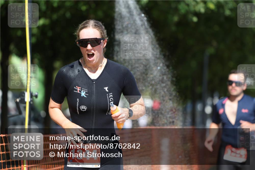 07.09.2025 - 19. Norderstedt Triathlon Michael Strokosch http://msf.ph/oto/8762842 07.09.2025 13:18:36 Laufen 712, 814, 1344, 1354 meine-sportfotos.de