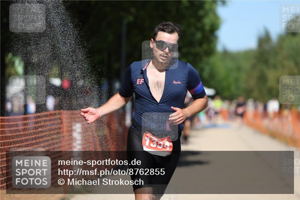 07.09.2025 - 19. Norderstedt Triathlon Michael Strokosch http://msf.ph/oto/8762855 07.09.2025 13:18:36 Laufen 712, 814, 1344, 1354 meine-sportfotos.de