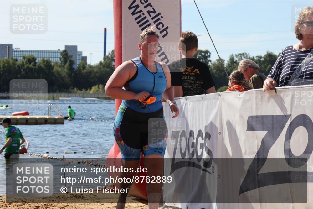 07.09.2025 - 19. Norderstedt Triathlon Luisa Fischer http://msf.ph/oto/8762889 07.09.2025 12:11:51 Schwimmen 159, 187, 304, 742, 750, 1337, 1360 meine-sportfotos.de