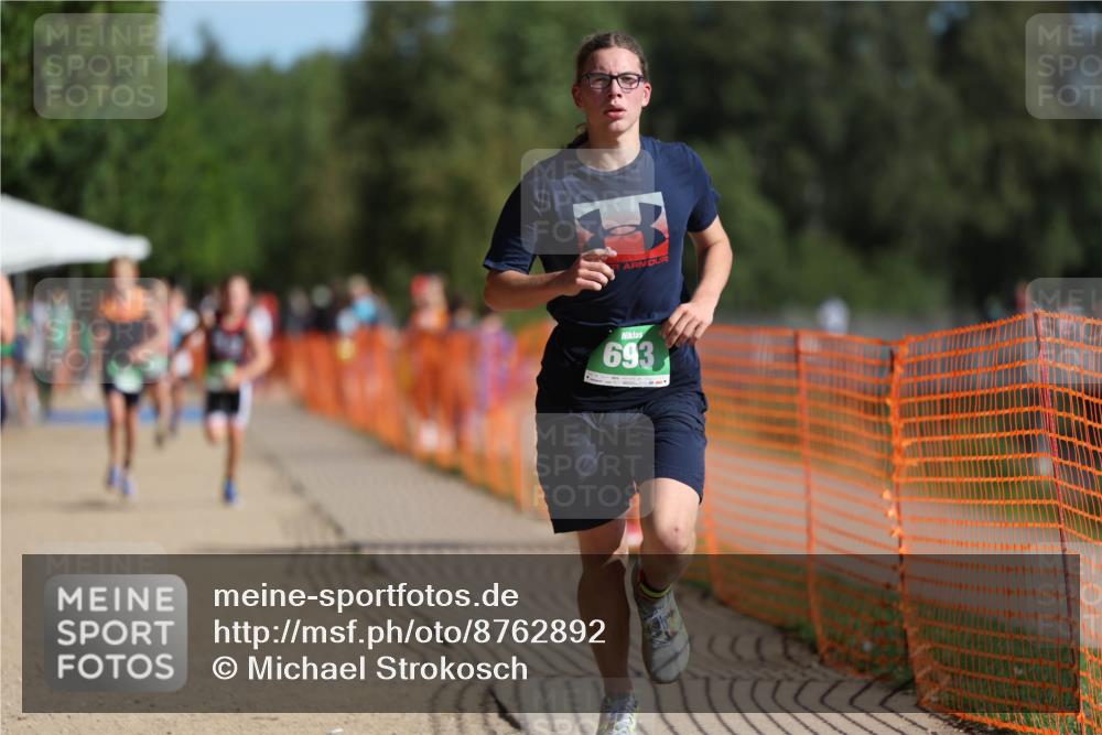 07.09.2025 - 19. Norderstedt Triathlon Michael Strokosch http://msf.ph/oto/8762892 07.09.2025 10:47:09 Laufen 73, 130, 674, 693, 1129 meine-sportfotos.de