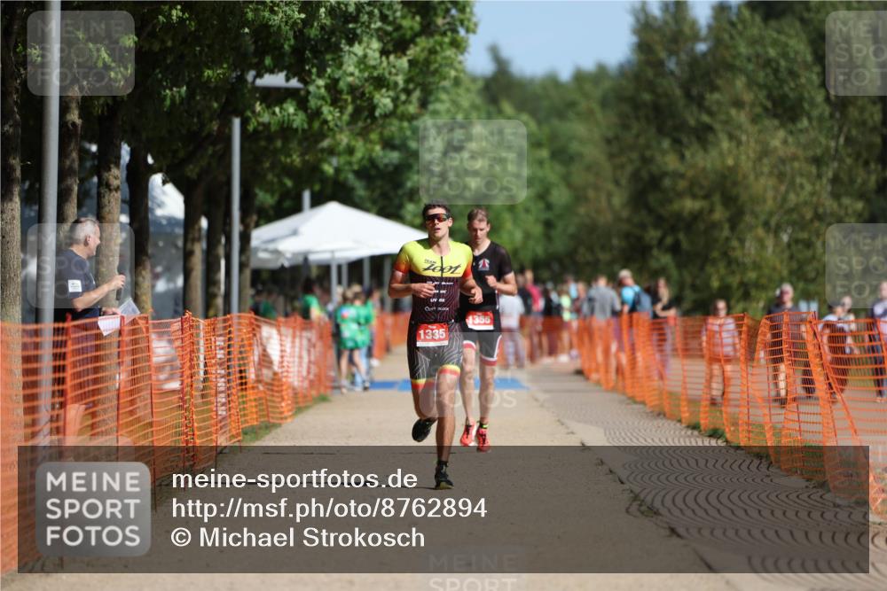 07.09.2025 - 19. Norderstedt Triathlon Michael Strokosch http://msf.ph/oto/8762894 07.09.2025 11:29:20 Laufen 1335, 1355 meine-sportfotos.de