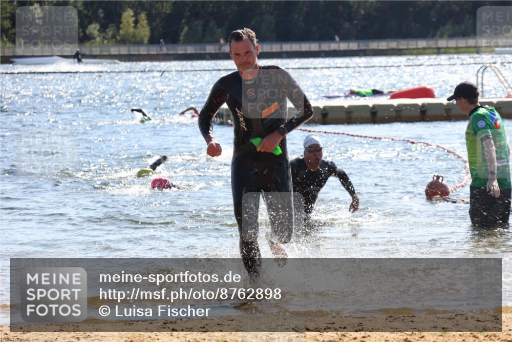 07.09.2025 - 19. Norderstedt Triathlon Luisa Fischer http://msf.ph/oto/8762898 07.09.2025 14:56:08 Schwimmen 431, 1526 meine-sportfotos.de