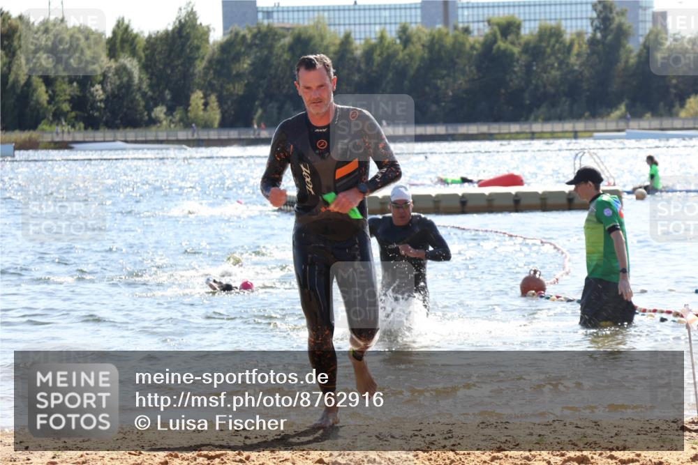 07.09.2025 - 19. Norderstedt Triathlon Luisa Fischer http://msf.ph/oto/8762916 07.09.2025 14:56:09 Schwimmen 431, 1526 meine-sportfotos.de