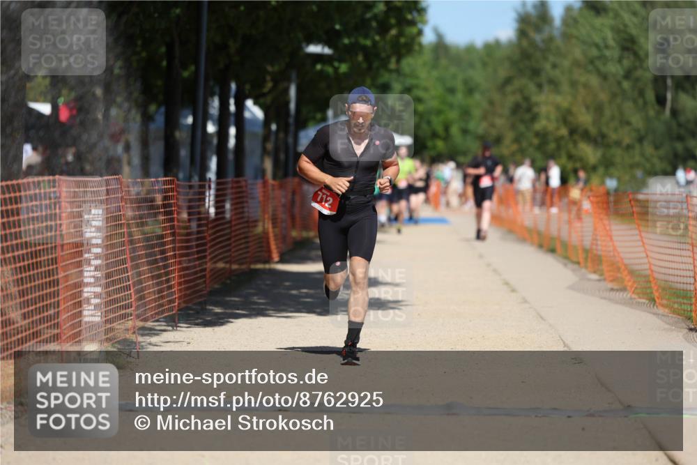 07.09.2025 - 19. Norderstedt Triathlon Michael Strokosch http://msf.ph/oto/8762925 07.09.2025 13:18:41 Laufen 712 meine-sportfotos.de