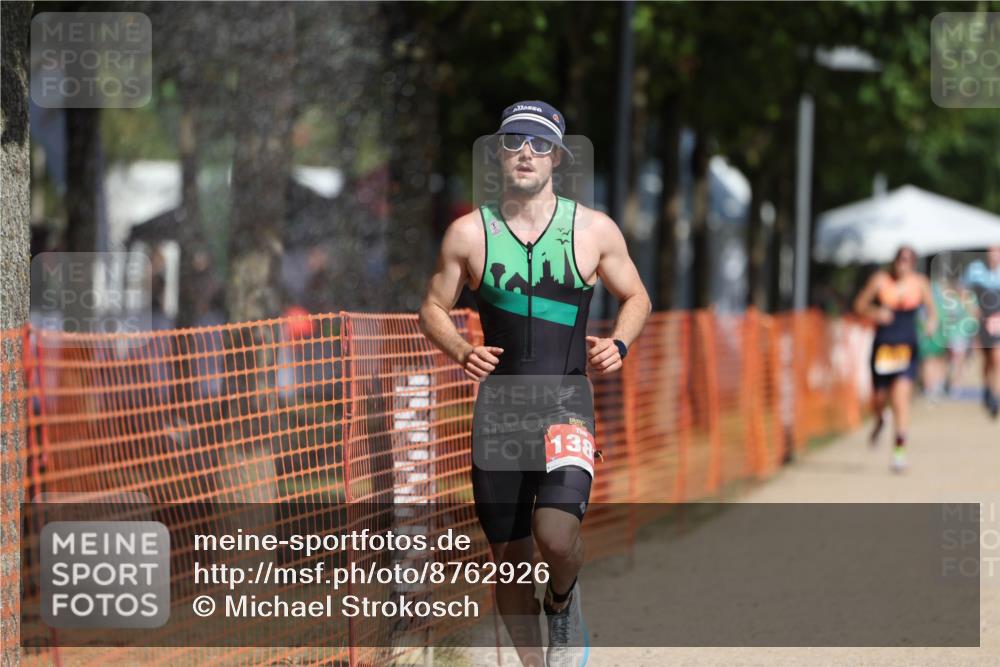 07.09.2025 - 19. Norderstedt Triathlon Michael Strokosch http://msf.ph/oto/8762926 07.09.2025 12:09:39 Laufen 1195, 1383 meine-sportfotos.de