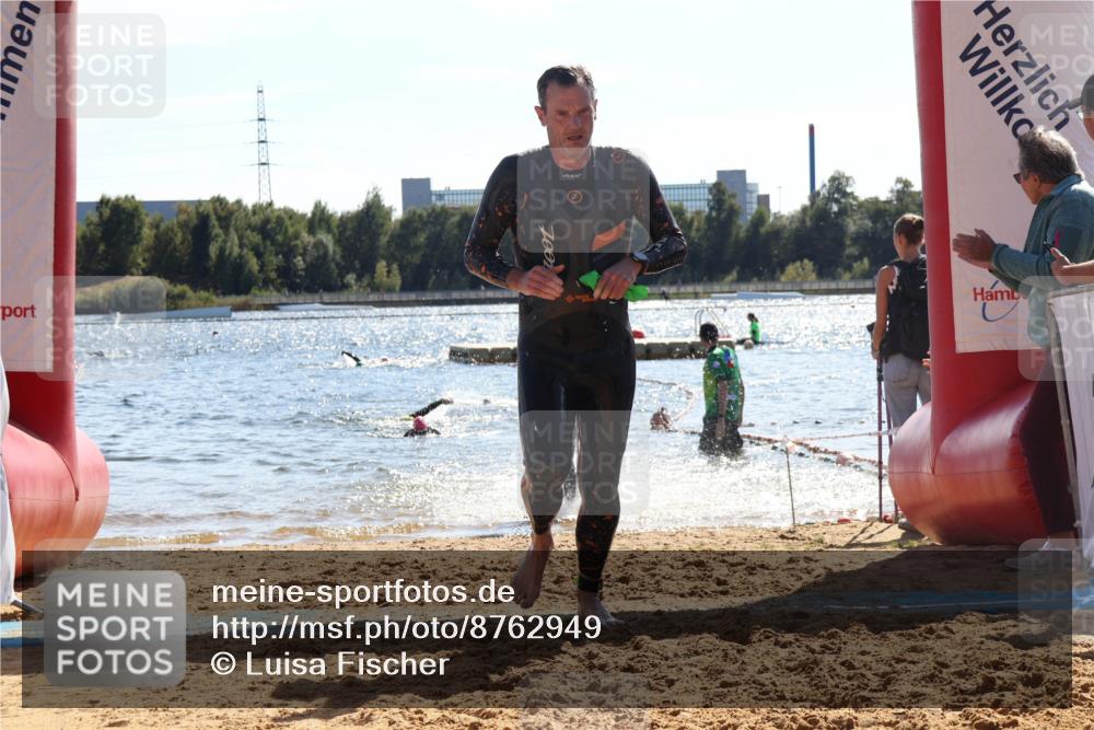 07.09.2025 - 19. Norderstedt Triathlon Luisa Fischer http://msf.ph/oto/8762949 07.09.2025 14:56:11 Schwimmen 431, 1526 meine-sportfotos.de