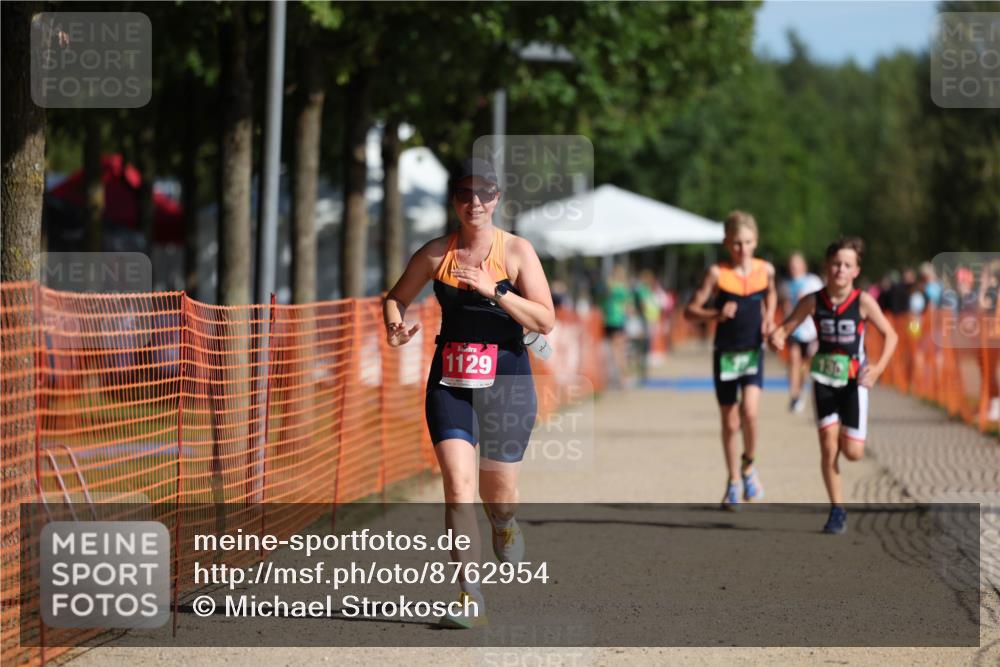 07.09.2025 - 19. Norderstedt Triathlon Michael Strokosch http://msf.ph/oto/8762954 07.09.2025 10:47:11 Laufen 73, 130, 693, 1129 meine-sportfotos.de