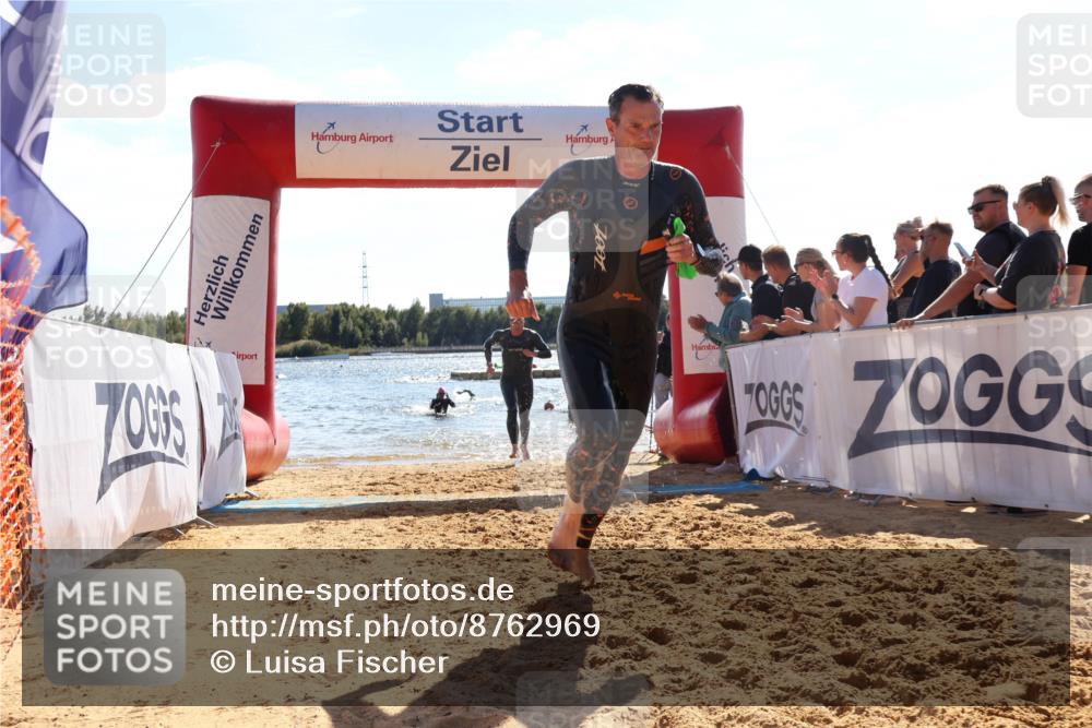07.09.2025 - 19. Norderstedt Triathlon Luisa Fischer http://msf.ph/oto/8762969 07.09.2025 14:56:13 Schwimmen 431, 1526 meine-sportfotos.de