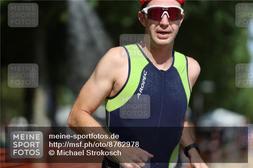 07.09.2025 - 19. Norderstedt Triathlon Michael Strokosch http://msf.ph/oto/8762978 07.09.2025 12:57:05 Laufen 205, 258, 259, 274, 301, 788 meine-sportfotos.de