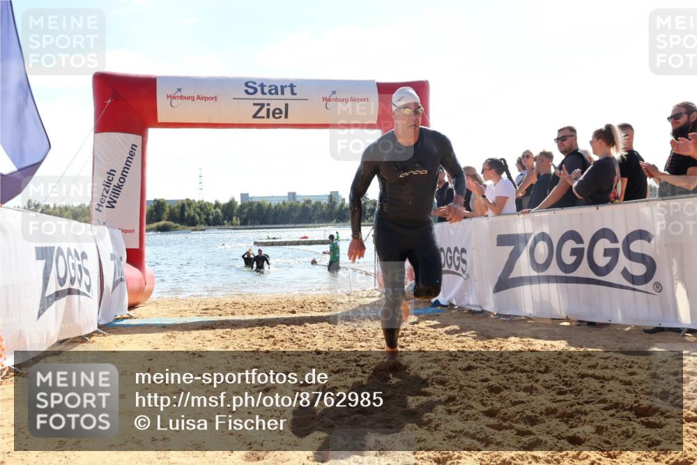 07.09.2025 - 19. Norderstedt Triathlon Luisa Fischer http://msf.ph/oto/8762985 07.09.2025 14:56:16 Schwimmen 431, 1526 meine-sportfotos.de