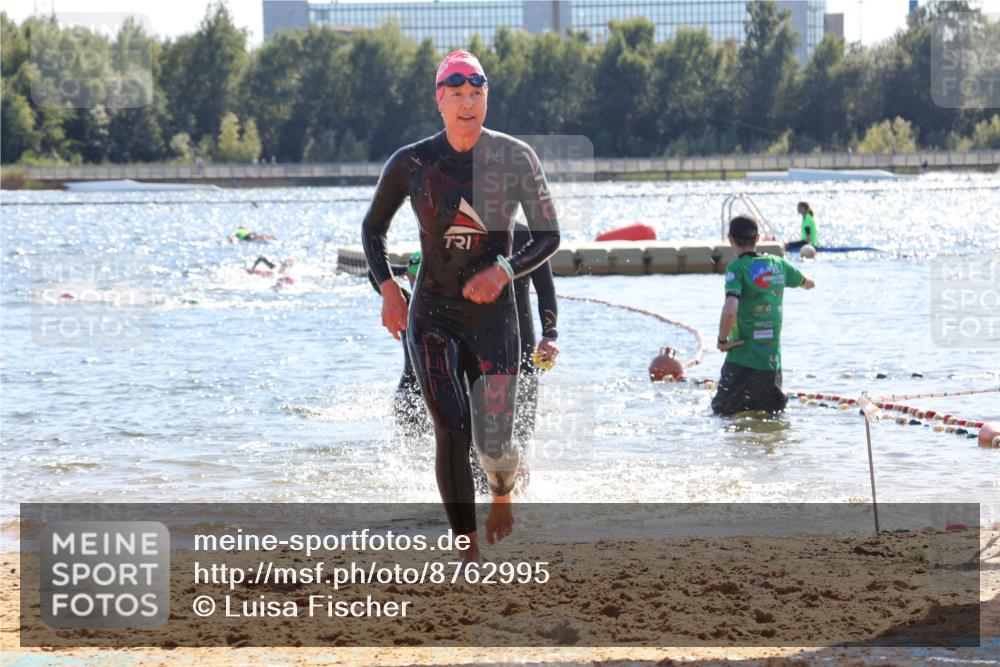 07.09.2025 - 19. Norderstedt Triathlon Luisa Fischer http://msf.ph/oto/8762995 07.09.2025 14:56:24 Schwimmen 431, 1526, 1532, 1537 meine-sportfotos.de