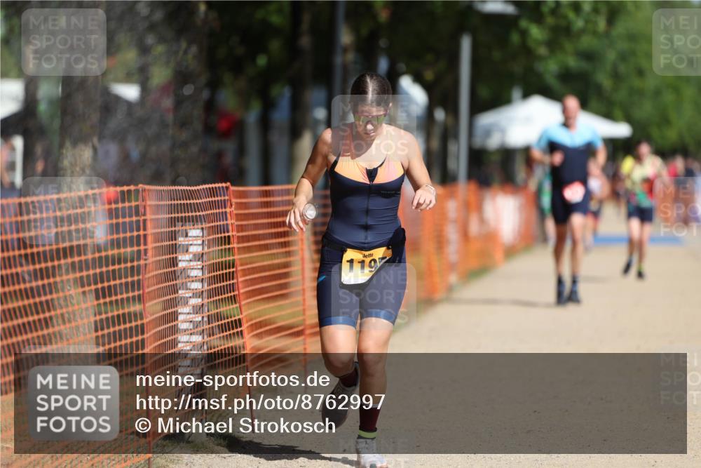07.09.2025 - 19. Norderstedt Triathlon Michael Strokosch http://msf.ph/oto/8762997 07.09.2025 12:09:46 Laufen 1195, 1319 meine-sportfotos.de