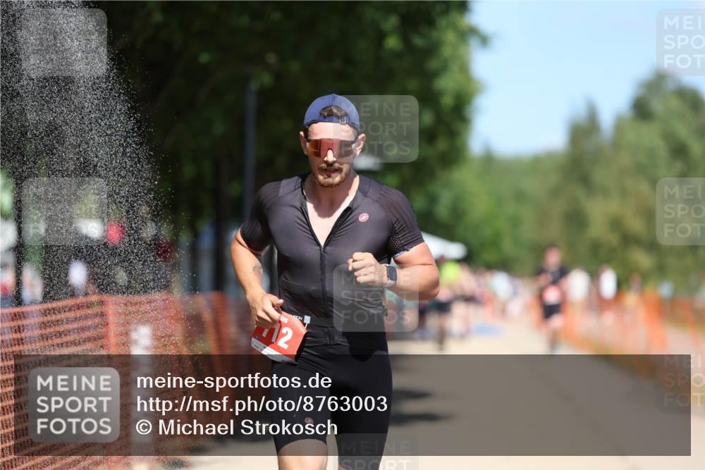 07.09.2025 - 19. Norderstedt Triathlon Michael Strokosch http://msf.ph/oto/8763003 07.09.2025 13:18:44 Laufen 712 meine-sportfotos.de