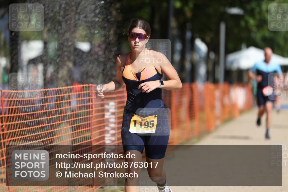 07.09.2025 - 19. Norderstedt Triathlon Michael Strokosch http://msf.ph/oto/8763017 07.09.2025 12:09:47 Laufen 1195, 1319 meine-sportfotos.de