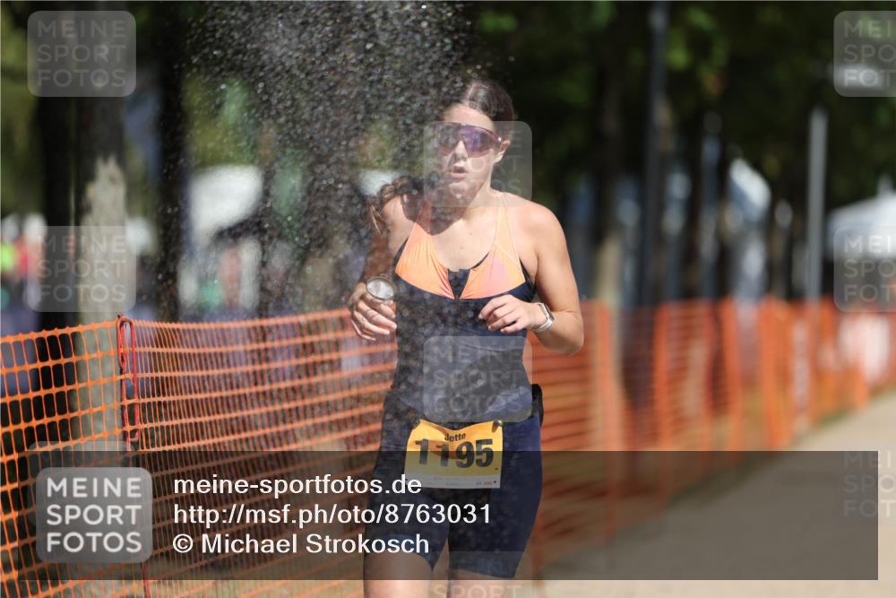 07.09.2025 - 19. Norderstedt Triathlon Michael Strokosch http://msf.ph/oto/8763031 07.09.2025 12:09:47 Laufen 1195, 1319 meine-sportfotos.de
