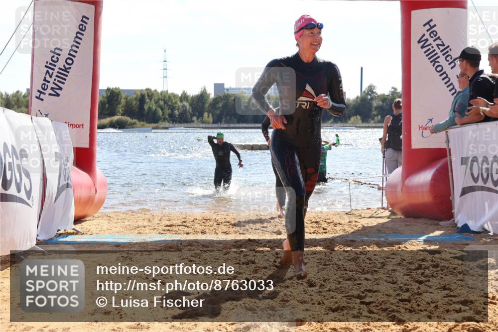 07.09.2025 - 19. Norderstedt Triathlon Luisa Fischer http://msf.ph/oto/8763033 07.09.2025 14:56:27 Schwimmen 1403, 1532, 1537 meine-sportfotos.de